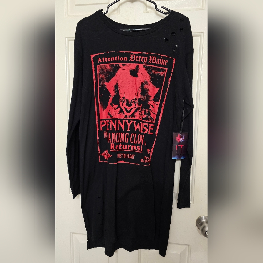 IT Chapter Two Tour Destructed Long-Sleeve T-Shirt Dress
